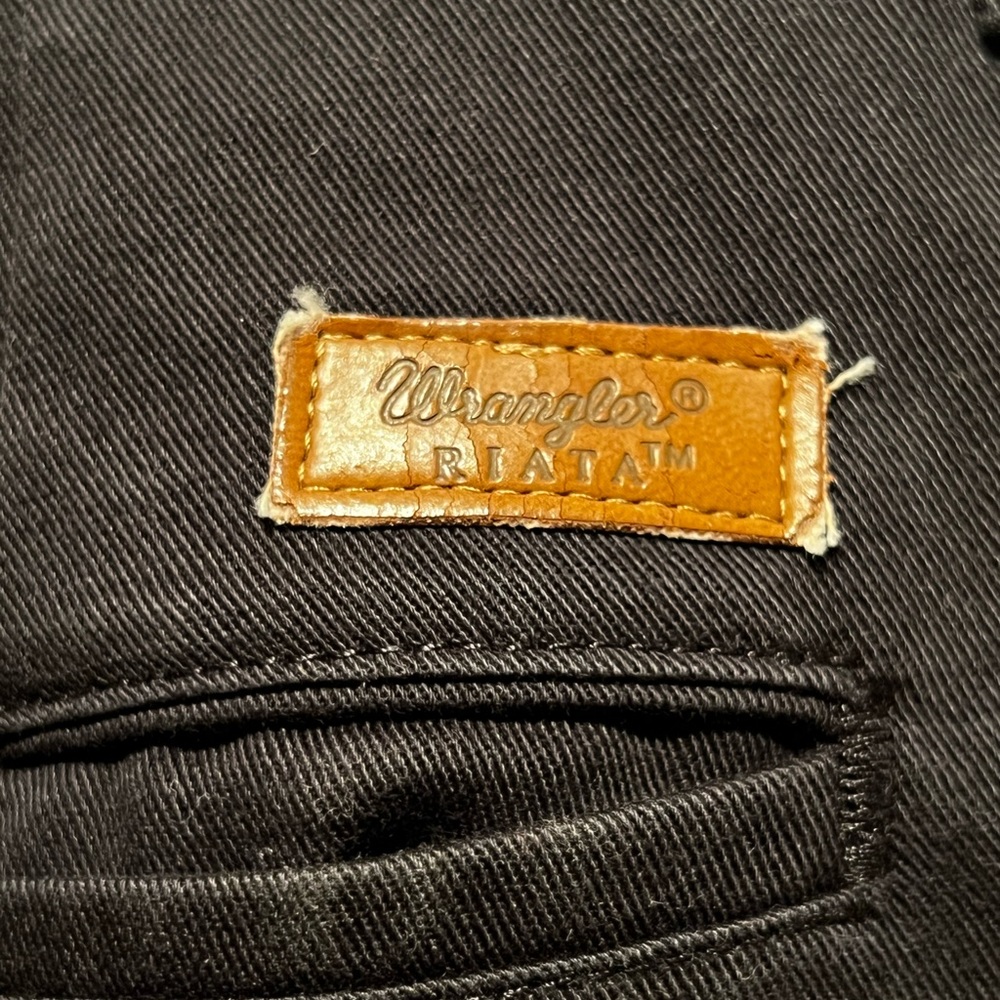 Wrangler Riata pants - Picture 3 of 4